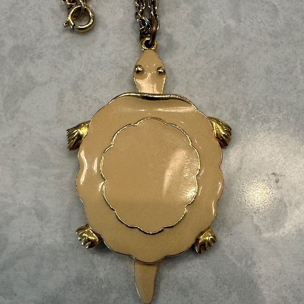 Vintage ART Arthur Pepper Gold Tone & Enamel Articulated Turtle Necklace Pendant